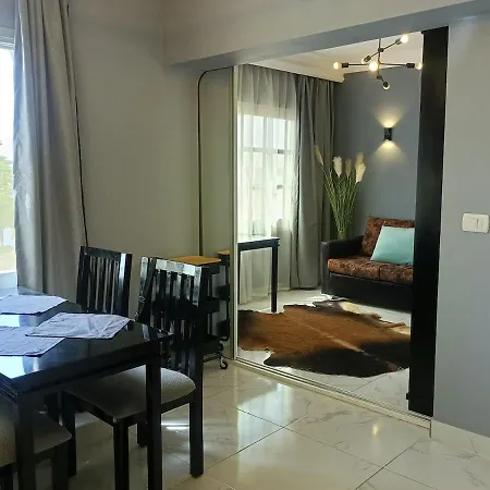 Relaxing Condo In The Heart Of Town